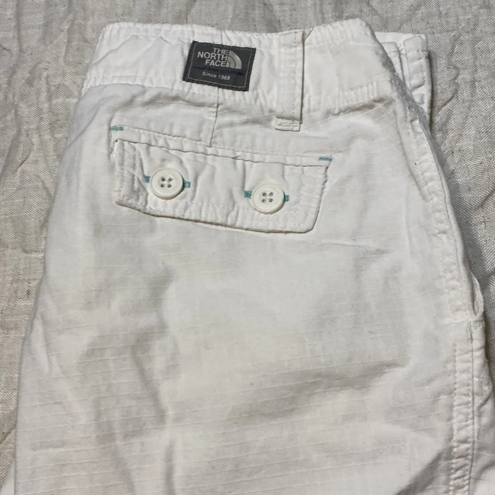Northface capris - Picture 3 of 3